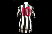 Lot 1911 - TOMMY GEMMELL OF ST MIRREN F.C., HIS JERSEY WORN IN 1959 SCOTTISH CUP FINAL