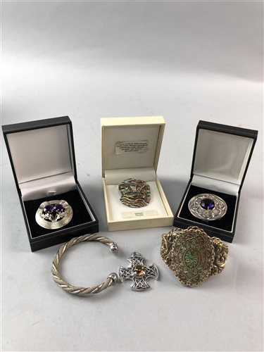 Lot 427 - SILVER AND OTHER JEWELLERY