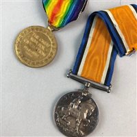 Lot 17 - A WWI GREAT WAR MEDAL AND A CIVILISATION MEDAL