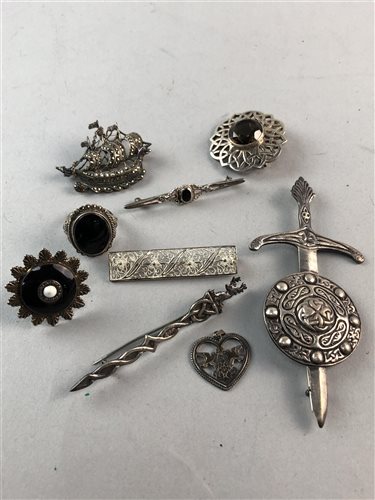 Lot 25 - A DAVID ANDERSEN BROOCH AND OTHER BROOCHES