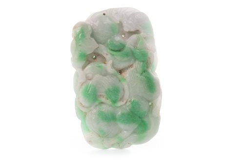 Lot 983 - A CHINESE JADE CARVING
