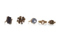 Lot 129 - FIVE MID TO LATE 20TH CENTURY RINGS