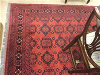 Lot 982 - A LARGE MIDDLE EASTERN RUG