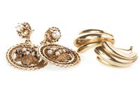 Lot 60 - TWO PAIRS OF EARRINGS