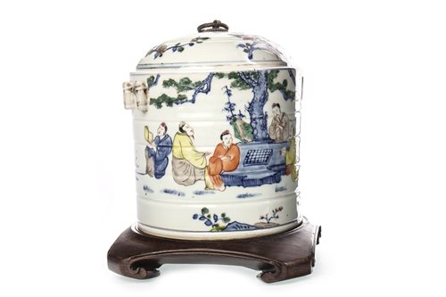 Lot 971 - A CHINESE CYLINDRICAL JAR WITH DOMED COVER