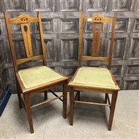 Lot 354 - A PAIR OF OAK SINGLE CHAIRS