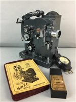 Lot 304 - A PROJECTOR WITH TRIPOD STAND, ASSOCIATED EQUIPMENT AND A PROJECTOR SCREEN