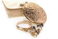 Lot 134 - A GOLD WEDDING BAND AND A LOCKET