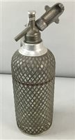 Lot 492 - A VINTAGE SODA SYPHON