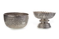 Lot 966 - A CHINESE SILVER BOWL AND COMPORT