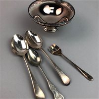 Lot 155 - A LARGE LOT OF PLATED CUTLERY