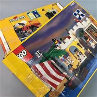 Lot 122 - A GROUP OF LEGO BUILDING BRICKS