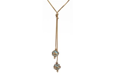 Lot 315 - A TURQUOISE NECKLET