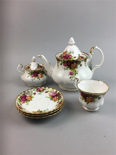 Lot 86 - A ROYAL ALBERT OLD COUNTRY ROSES TEA SERVICE