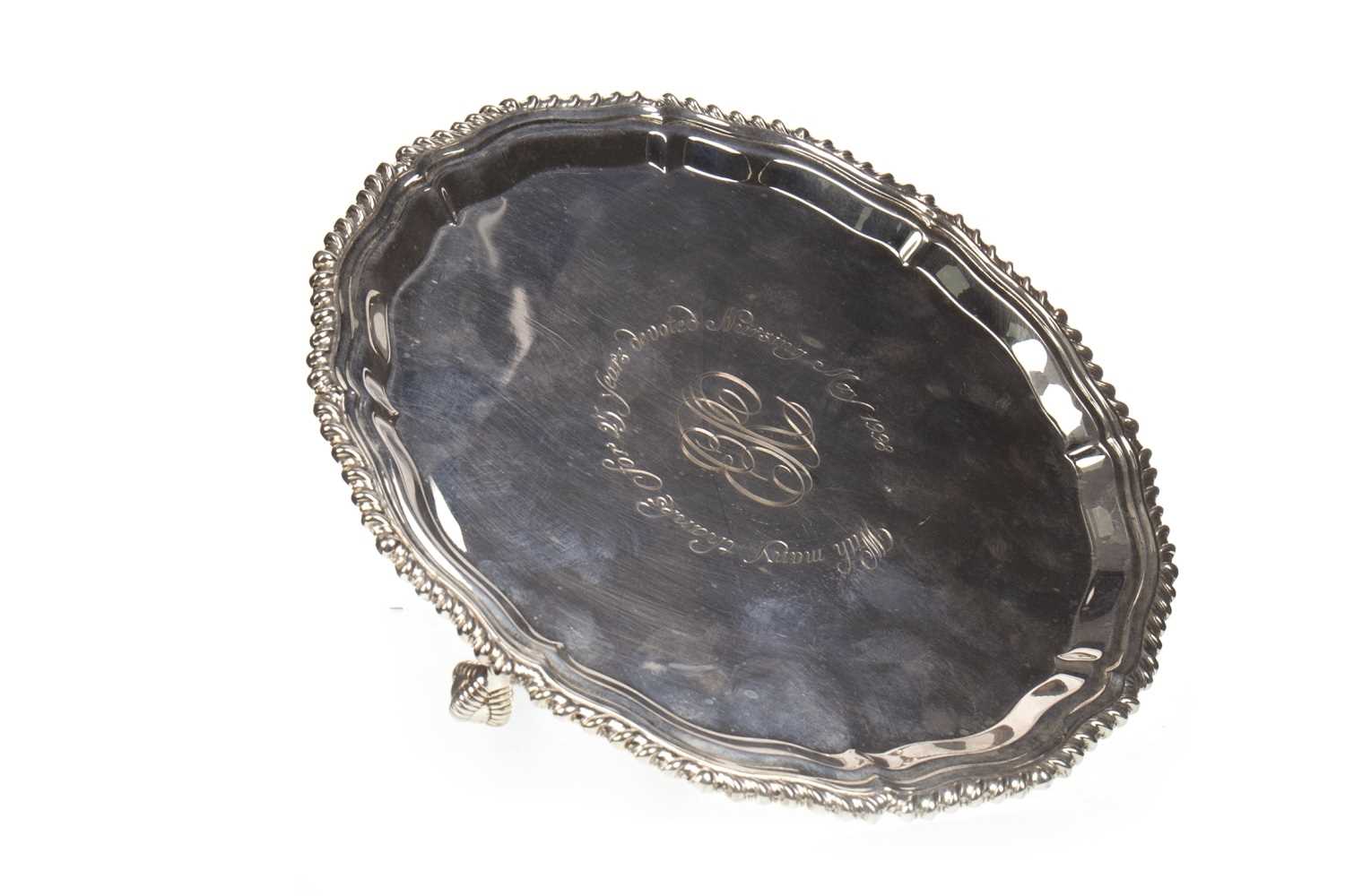 Lot 811 - A LATE 20TH CENTURY SILVER SALVER