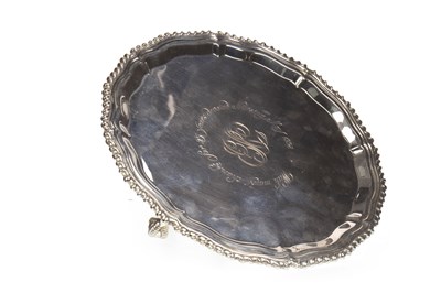 Lot 811 - A LATE 20TH CENTURY SILVER SALVER