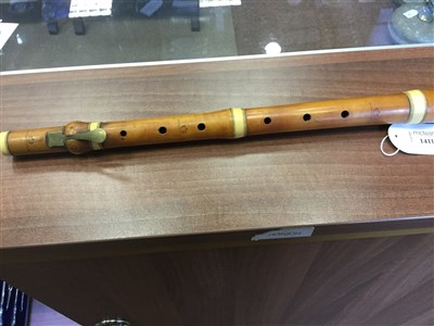 Lot 1421 - AN EARLY 19TH CENTURY FLUTE BY GOULDING & D'ALMAINE