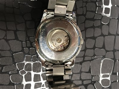 Lot 828 - A GENTLEMAN'S HAMILTON AUTOMATIC STAINLESS STEEL WRIST WATCH