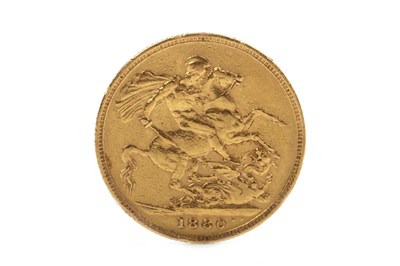 Lot 522 - A GOLD SOVEREIGN, 1880