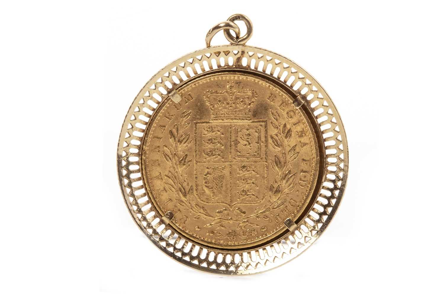 Lot 526 - A GOLD SOVEREIGN, 1863
