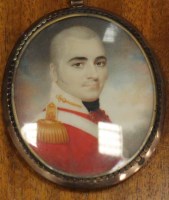 Lot 1126 - 19TH CENTURY OVAL PORTRAIT MINIATURE OF AN...