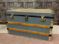 Lot 28 - A BRASS AND CLOTH BOUND WOODEN TRUNK