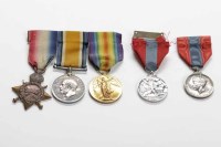 Lot 1147 - TRIO OF WWI MEDALS The 1914 Star or 1914-15...