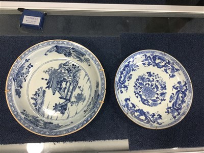 Lot 1020 - A LOT OF FOUR BLUE AND WHITE PLATES