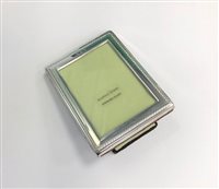 Lot 58 - A MAPPIN & WEBB SILVER PHOTOGRAPH FRAME