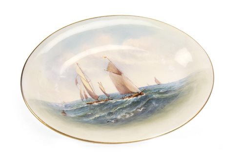 Lot 1110 - A ROYAL WORCESTER DISH BY RAYMOND RUSHTON