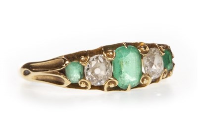 Lot 225 - A VICTORIAN GREEN GEM AND DIAMOND RING