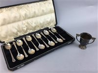 Lot 210 - A SET OF SILVER TEASPOONS, SMALL SILVER TROPHY, TWO COMPACTS AND A PENCIL