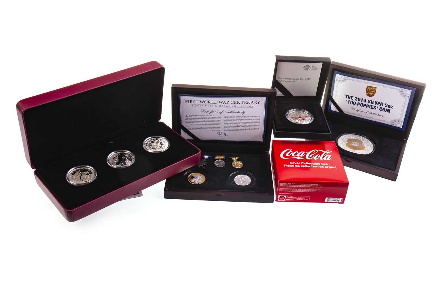 Lot 601 - FIVE SILVER PROOF COINS AND COIN SETS