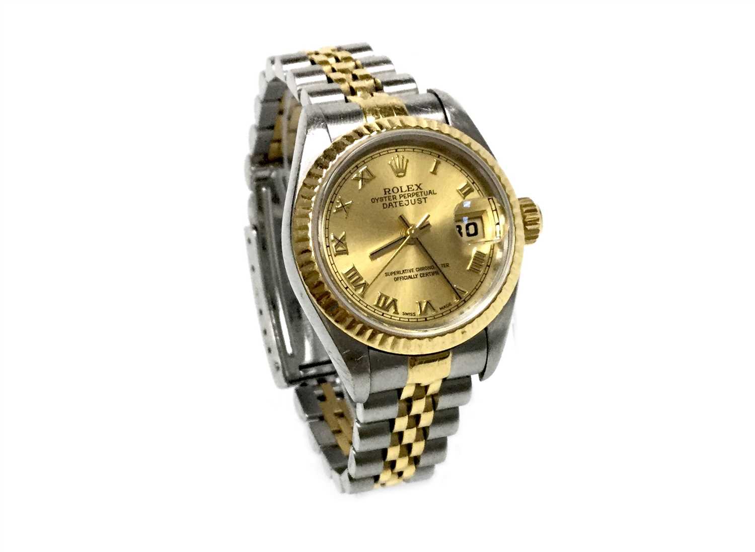 Lot 766 - A LADY'S ROLEX OYSTER DATEJUST WATCH