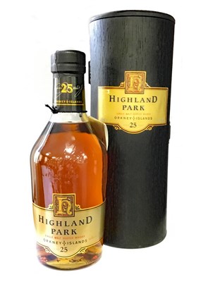 Lot 208 - HIGHLAND PARK AGED 25 YEARS