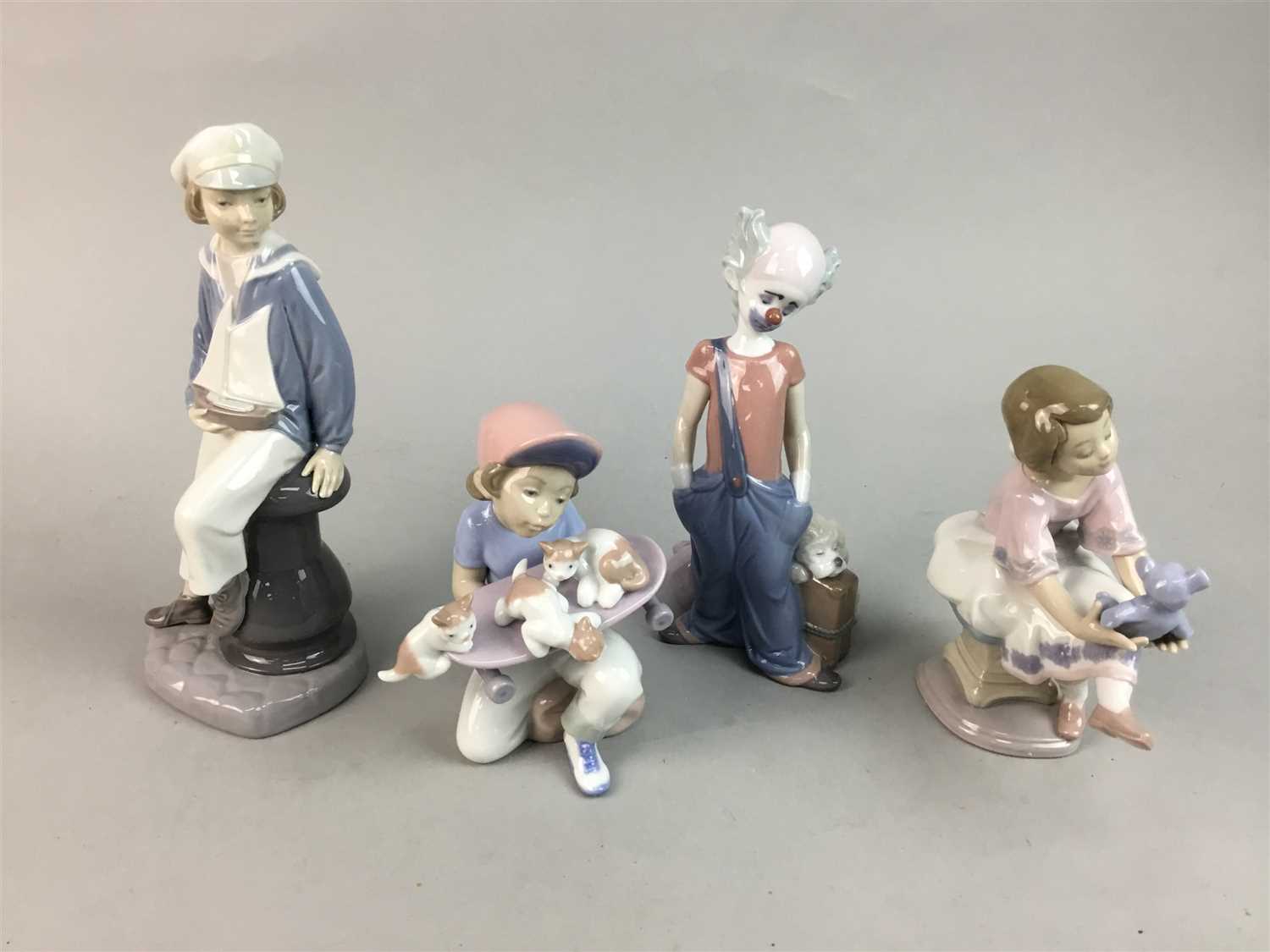 Lot 80 - FOUR LLADRO FIGURES, IN ORGINAL BOXES