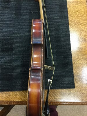 Lot 153 - A 20TH CENTURY VIOLIN AND BOW