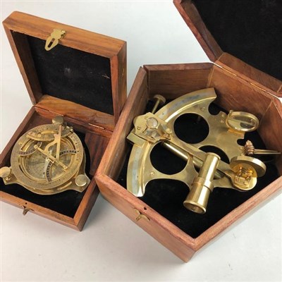 Lot 225 - A REPRODUCTION SEXTANT AND COMPASS