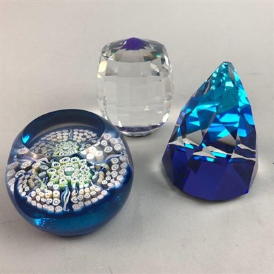 Lot 234 - AN EDINBURGH PAPERWEIGHT AND TWO OTHER PAPERWEIGHTS