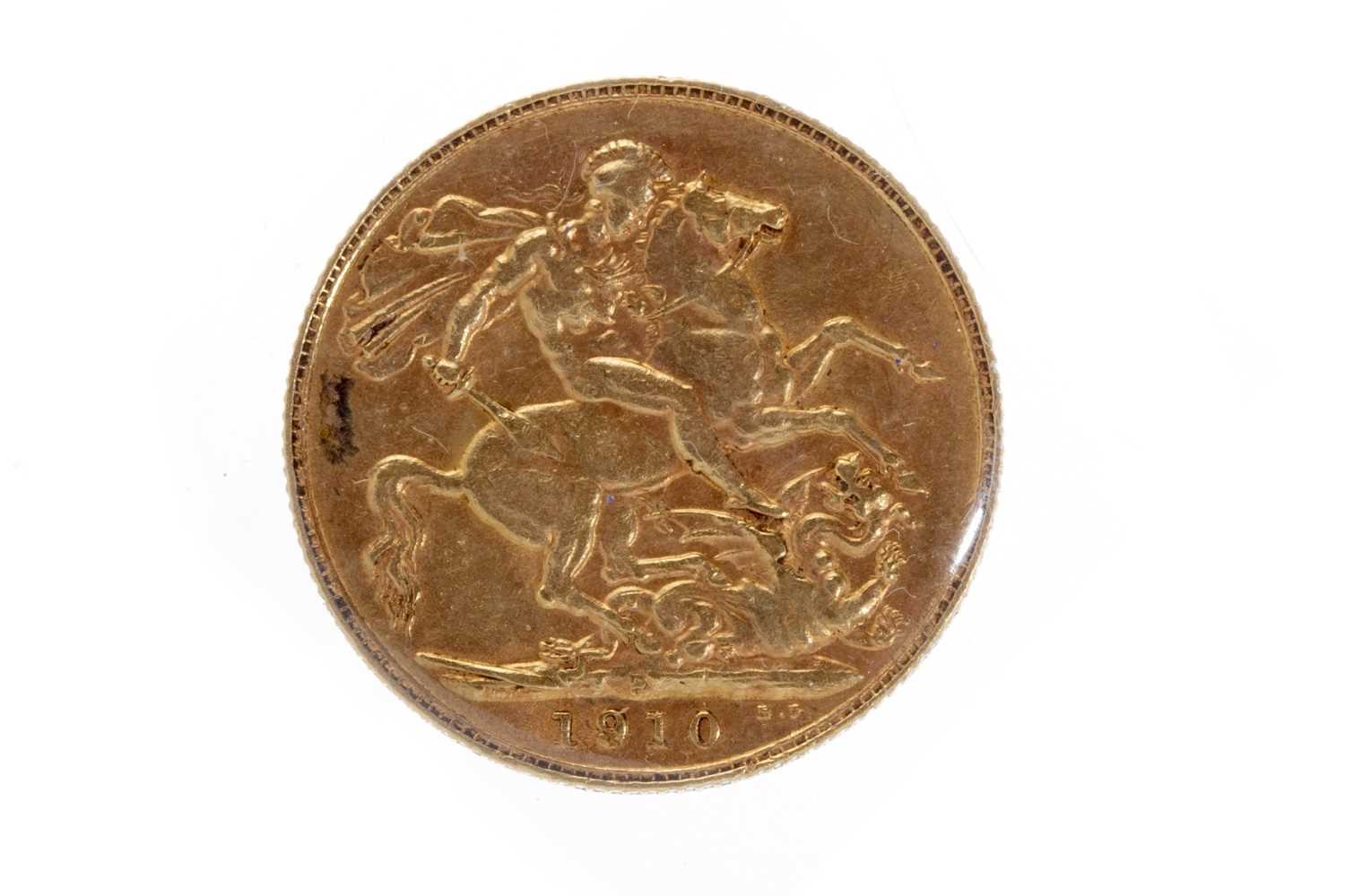 Lot 505 - A GOLD SOVEREIGN,1910
