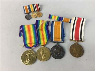 Lot 177 - A COLLECTION OF WWI MEDALS