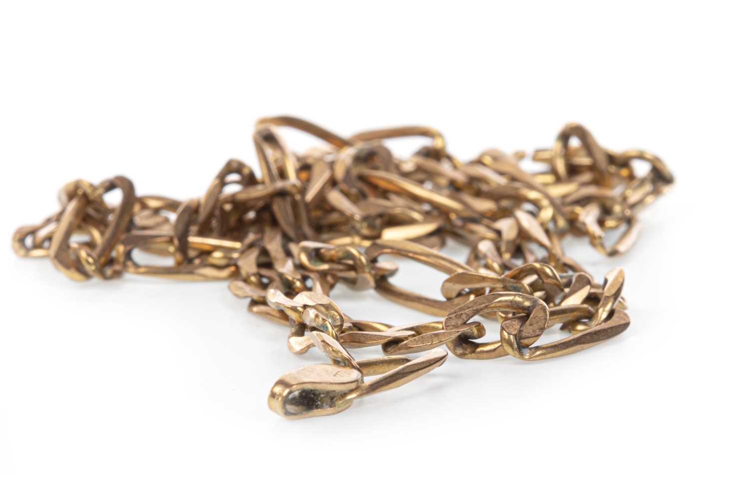 Lot 159 - A LINK CHAIN NECKLACE