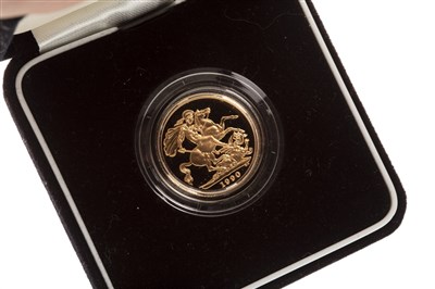 Lot 512 - A THE ROYAL MINT 1990 PROOF SOVEREIGN