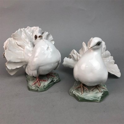 Lot 292 - A PAIR OF ROSENTHAL FIGURES OF DOVES AND TWO DISHES DESIGNED BY BELE BACHEM