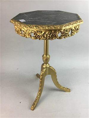 Lot 345 - AN OCCASIONAL TABLE, OIL LAMP AND ANOTHER LAMP