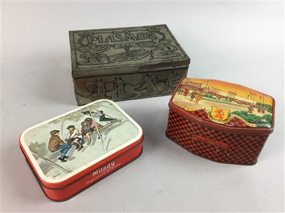 Lot 401 - A GROUP OF THREE VINTAGE TINS