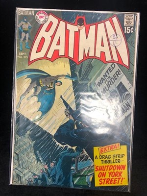 Lot 921 - A COLLECTION OF BATMAN DC COMICS