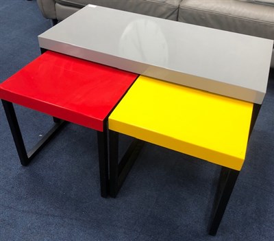 Lot 233 - A MODERN NEST OF TABLES