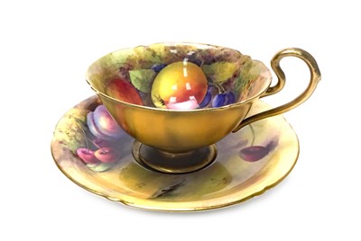 Lot 1131 - A ROYAL WORCESTER CUP AND SAUCER