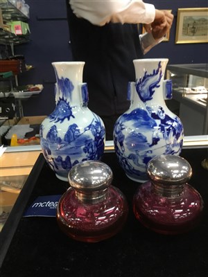 Lot 31 - A PAIR OF CHINESE BLUE AND WHITE VASES AND OTHER COLLECTABLE ITEMS